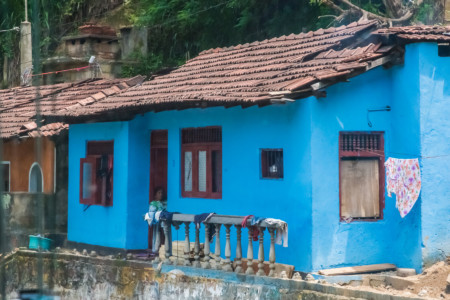 habitat local, l'extérieur est souvent coloré.
